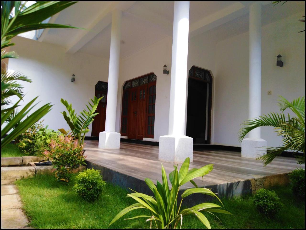 Silver Sand Villa Дамбулла Экстерьер фото