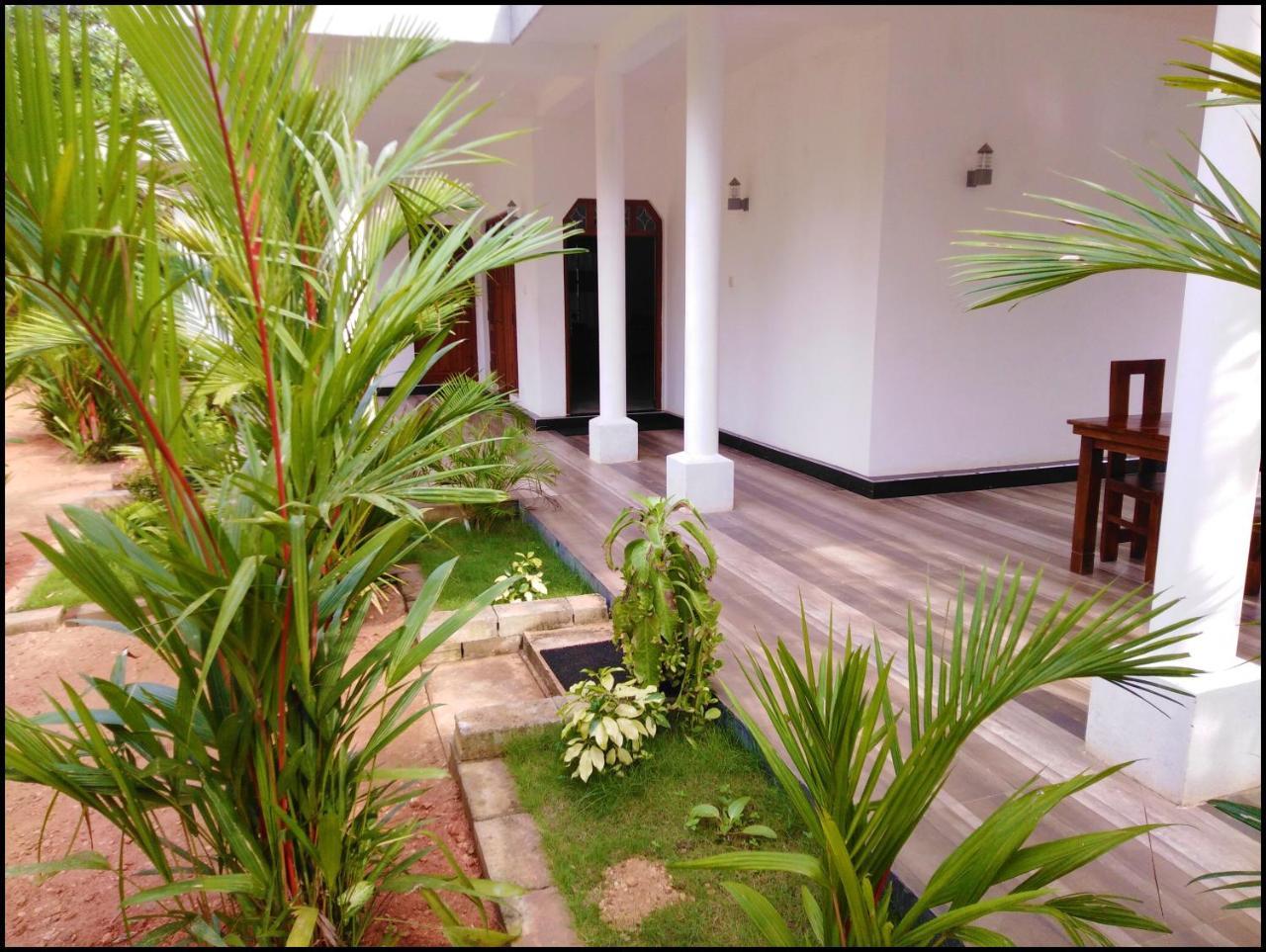Silver Sand Villa Дамбулла Экстерьер фото