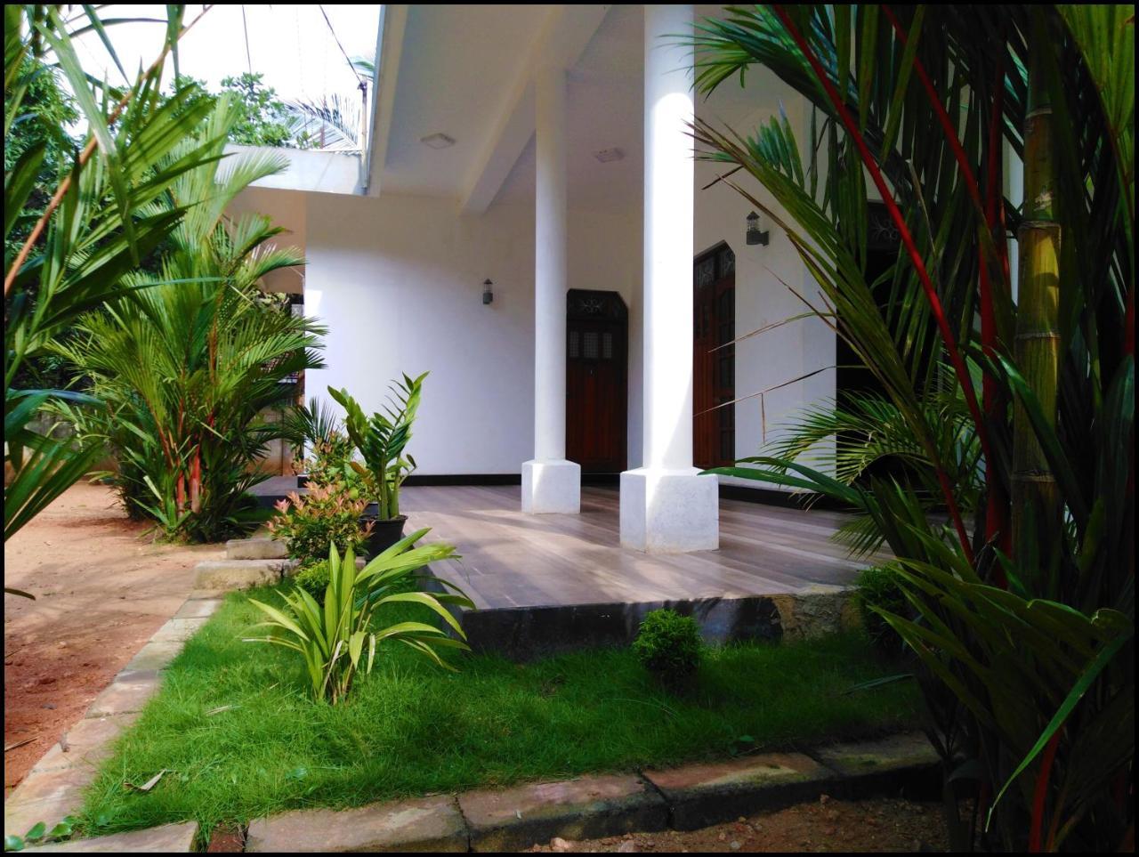 Silver Sand Villa Дамбулла Экстерьер фото